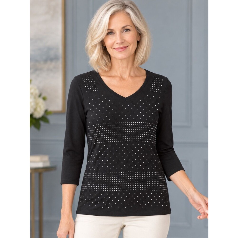 Zenergy by Chico's Black V-Neck Studded Top